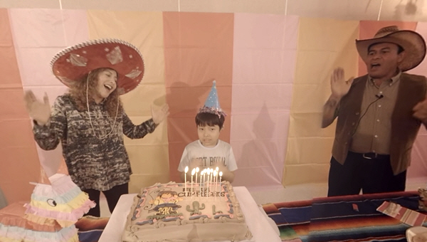 한국문화정보원 '멕시코 가족의 생일파티' 영상 캡처