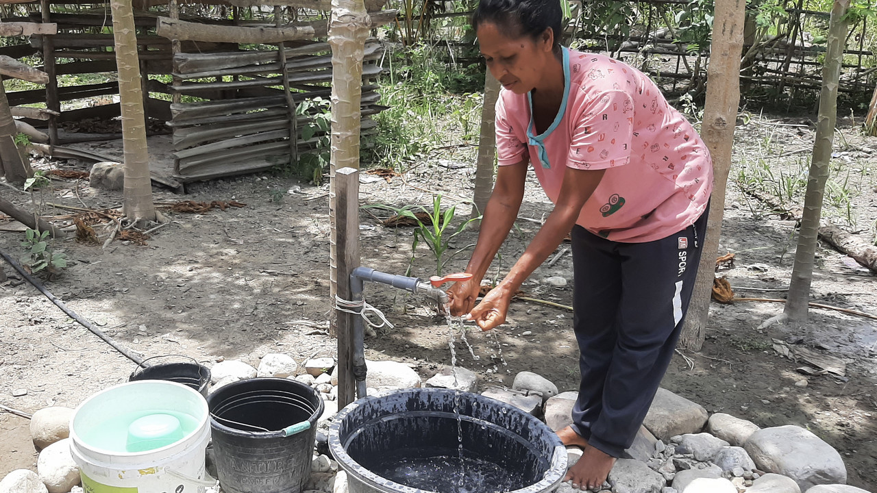 굿피플은 인도네시아 동 누사 텐가라의 말라카 지역에 우물과 화장실 등의 필수 식수위생시설을 건축하고, 지역 주민을 대상으로 종합위생교육을 실시했다.