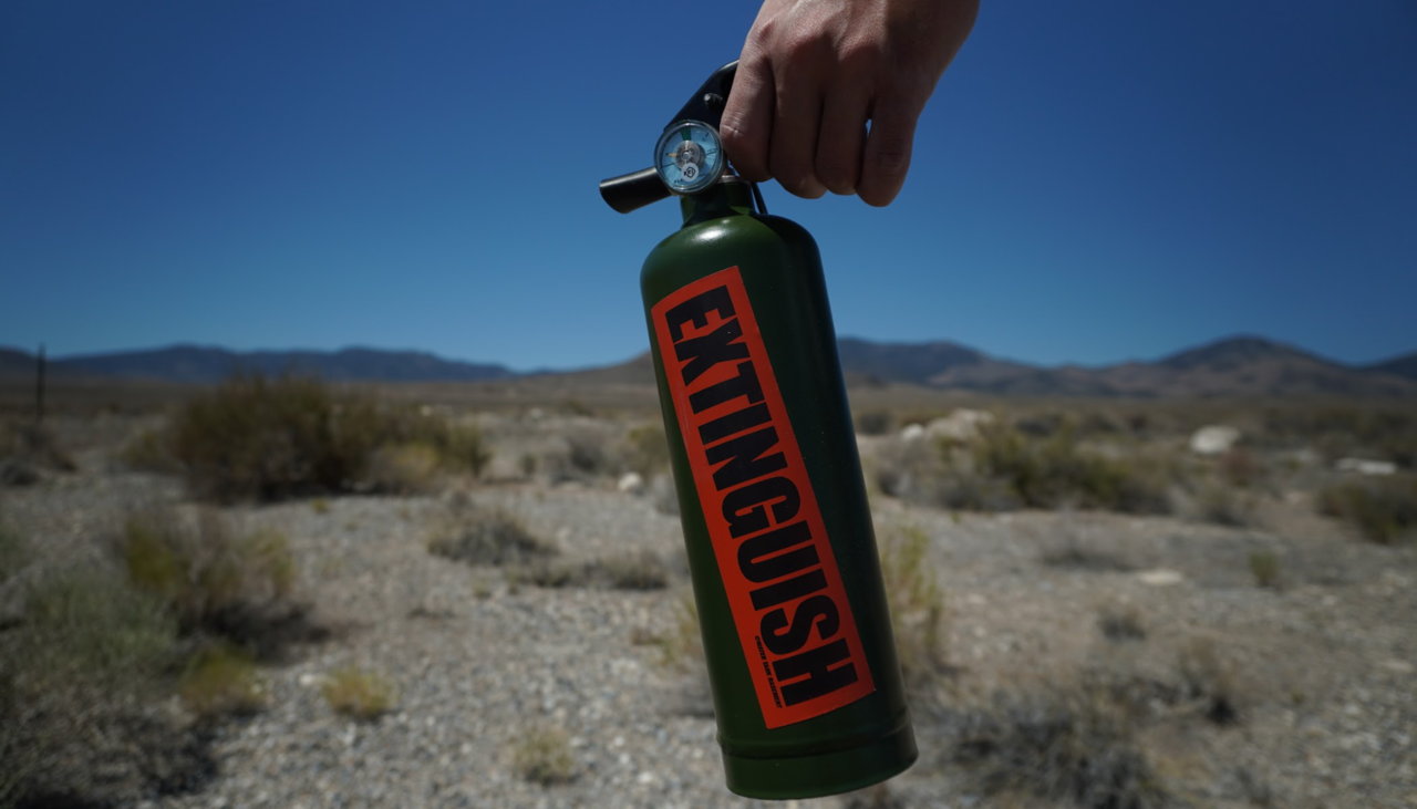 ▲사진: Z07 EX카키 차량용소화기 출처: 세이프라이프