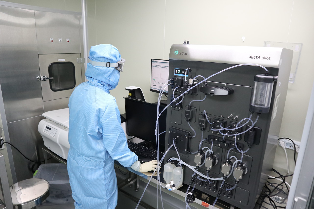 ▲사진: 백신 GMP 생산. 출처: 씨드모젠